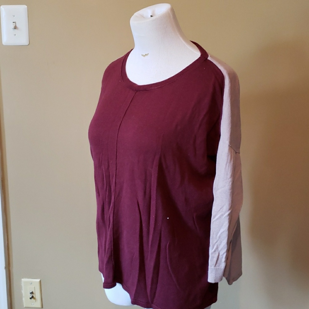 Sweater - Picture 3 of 4